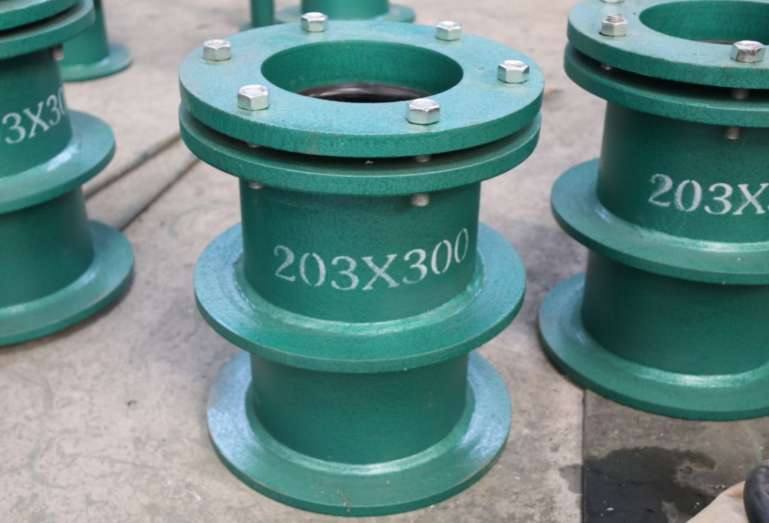 02S404柔性防水套管