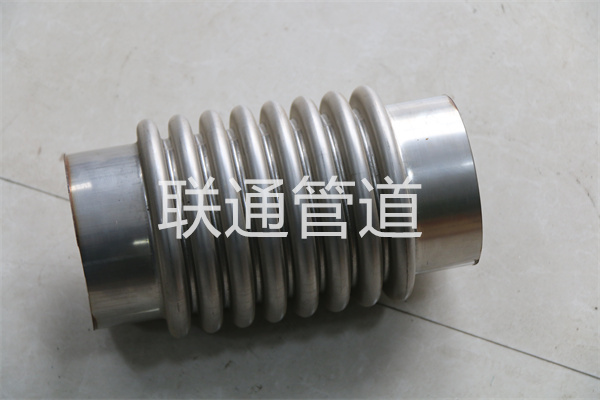 管道波纹补偿器