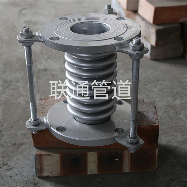 热水补偿器安装规范