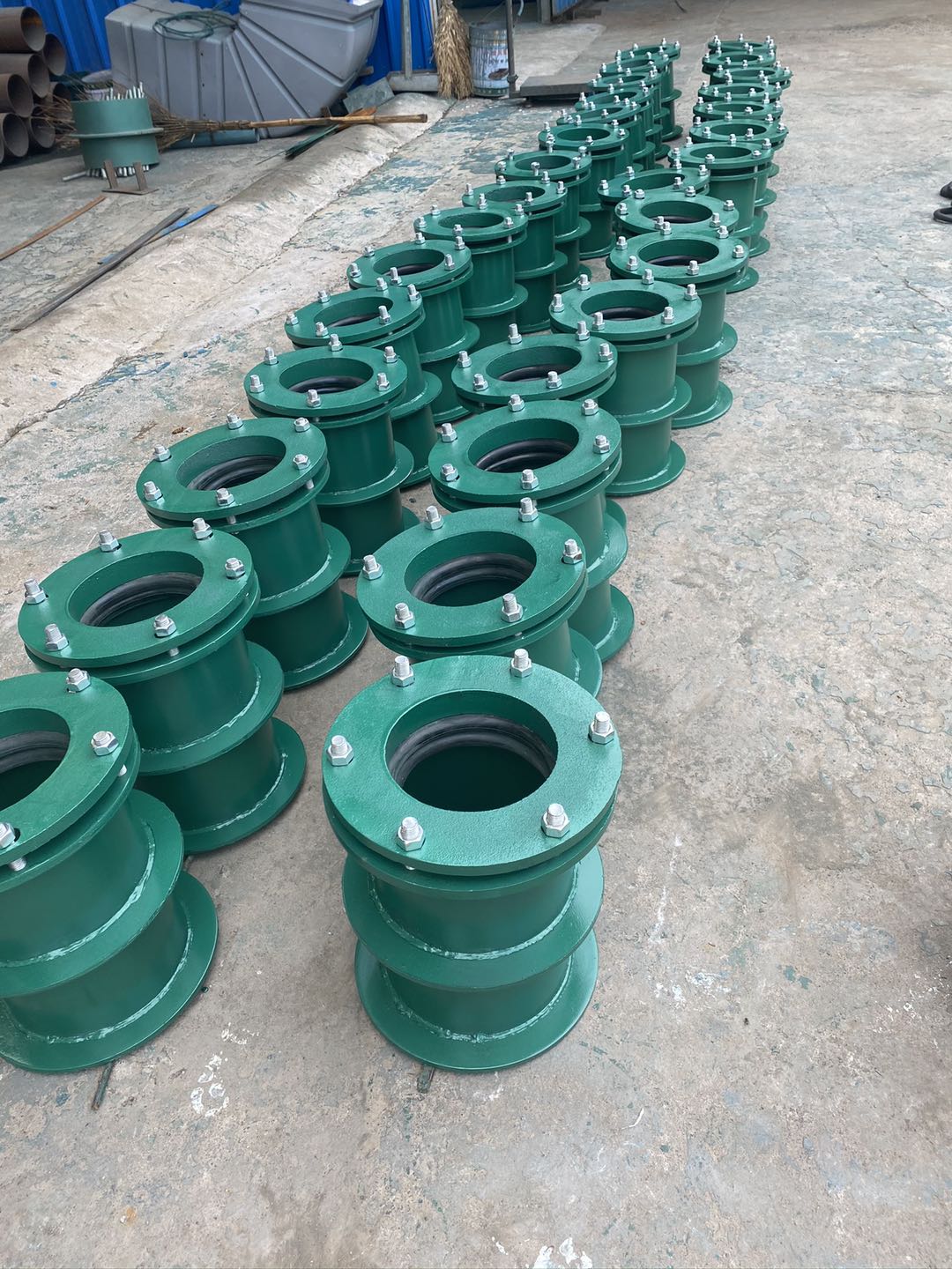 柔性防水套管密封圈取消了动环密封圈